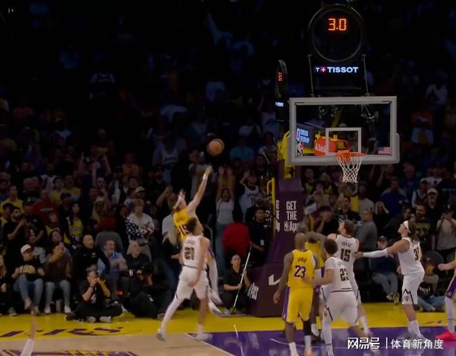 东契奇绝杀湖人逆转掘金 比赛戏剧性十足
