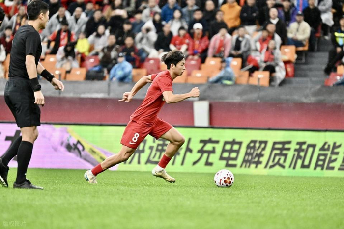 川渝德比再燃战火，蓉城缺将迎强敌