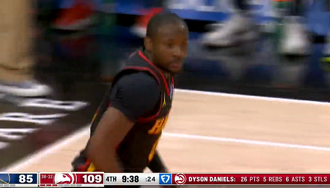 库明加关键反击得分助勇士逆转老鹰