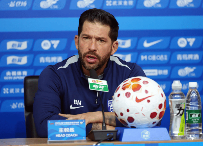 武汉三镇客场1-1河南队 莫拉赛后发布会谈球队表