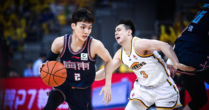 外援高分统治赛场 CBA联赛隐忧浮现