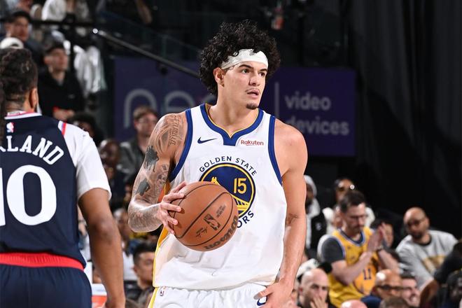 勇士附加赛逆转快船 桑托斯首发出战轰20+5助成奇