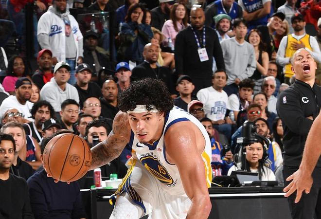 勇士附加赛逆转快船 桑托斯首发出战轰20+5助成奇