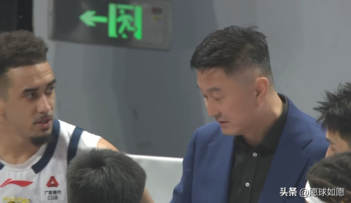 北京队主场力克广东队 曾凡博爆发助球队首战告